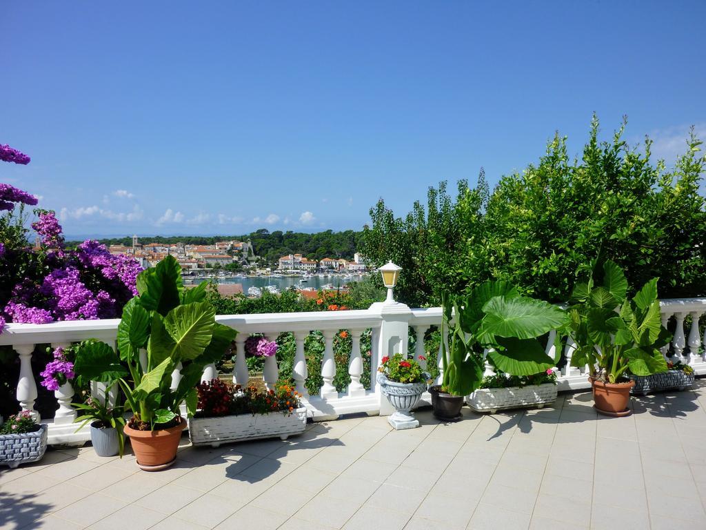 Guest House Mireja Rab Town Exterior photo